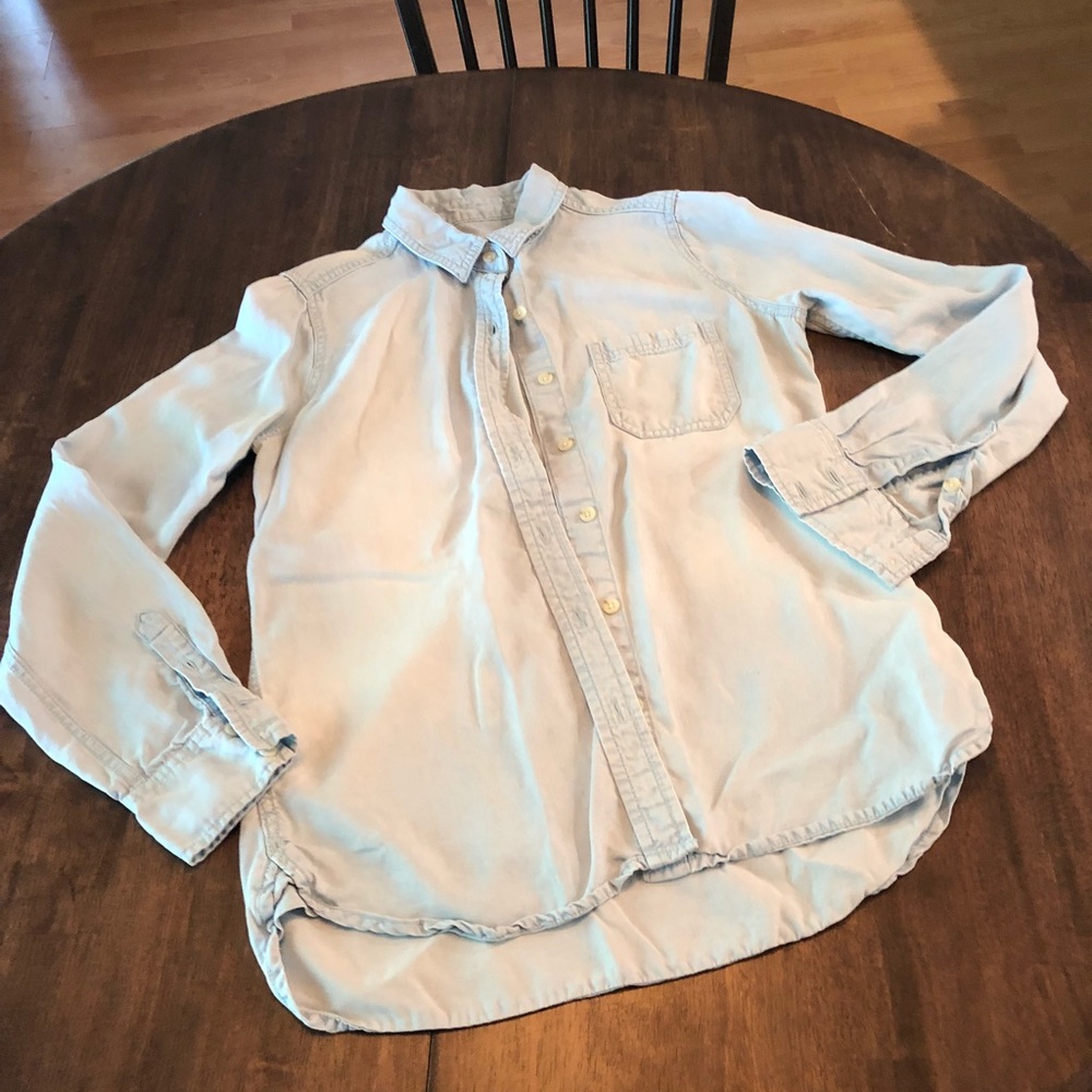 Women’s Small Mossimo Light Denim Shirt